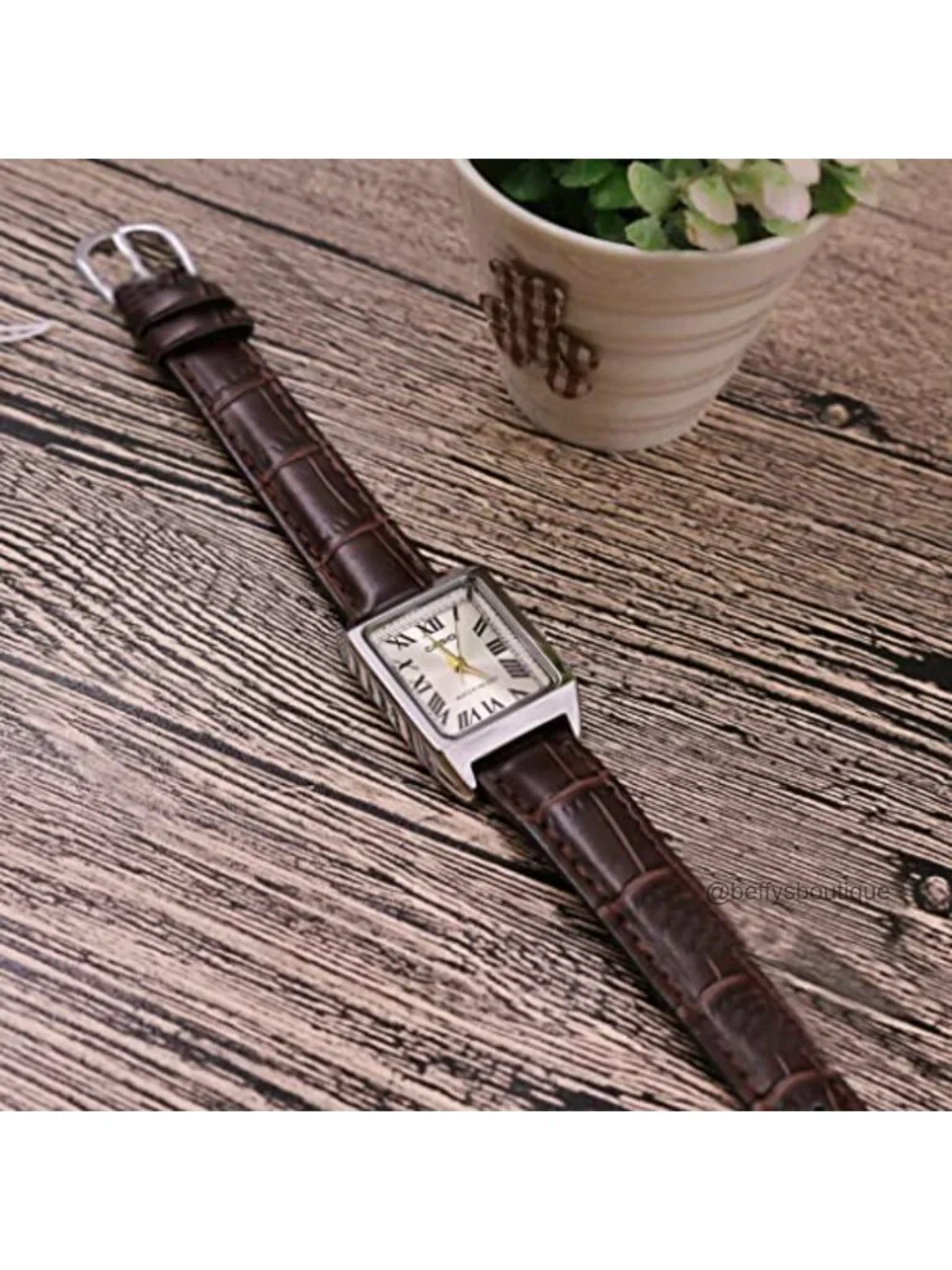 Casio Quartz Leather Strap Women's Analog Watch Gold Dial